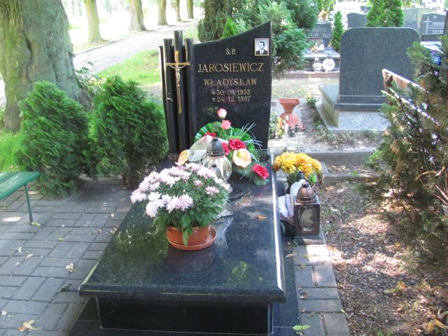 Grób Władysław Jarosiewicz