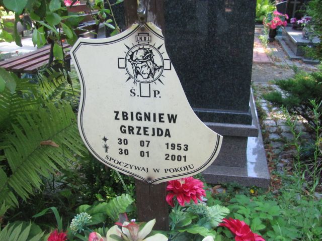 Zbigniew Grzejda 1953 Trzebnica - Grobonet - Wyszukiwarka osób pochowanych