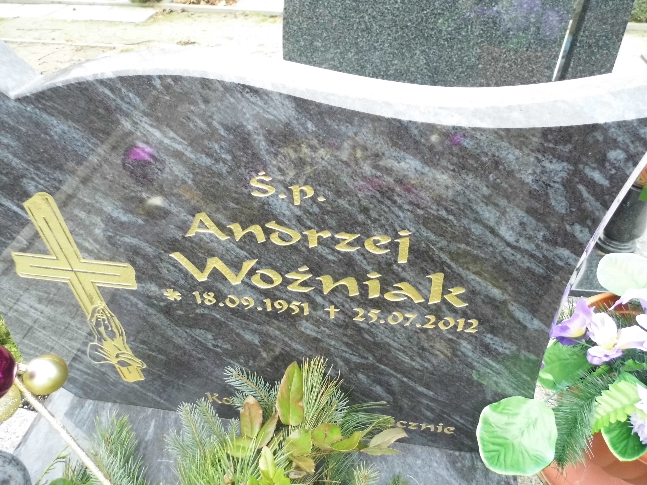 Dominik Woźniak 1983 Trzebnica - Grobonet - Wyszukiwarka osób pochowanych