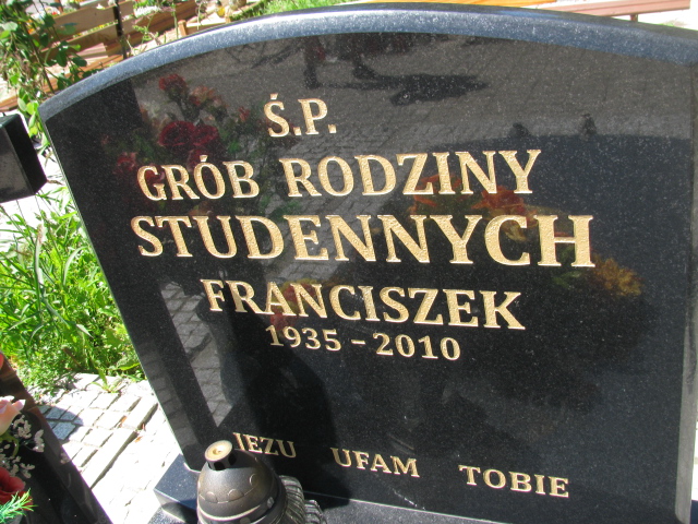 Grób Franciszek Studenny