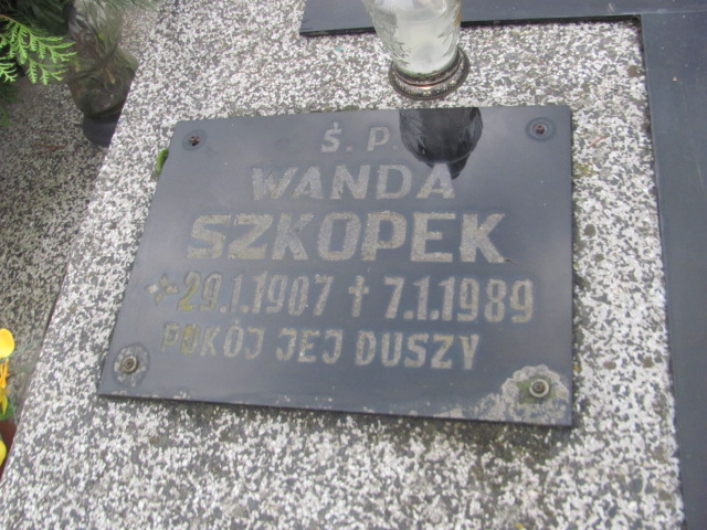 Wanda Szkopek 1907 Trzebnica - Grobonet - Wyszukiwarka osób pochowanych