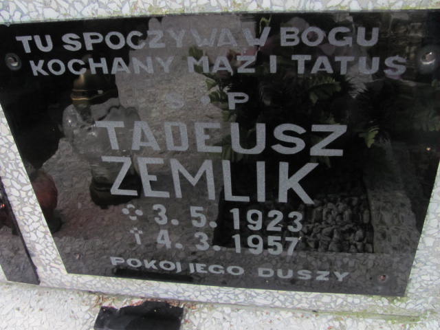 Grób Tadeusz Zemlik