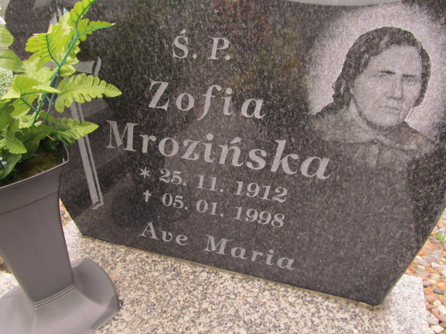 Zofia Mrozińska 1912 Trzebnica - Grobonet - Wyszukiwarka osób pochowanych